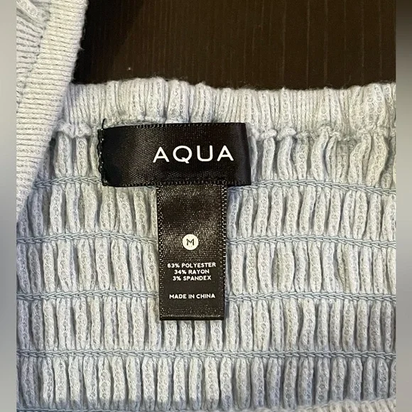 Aqua *Like New* Light Blue Puff Sleeve Top. Size M - Picture 2 of 6